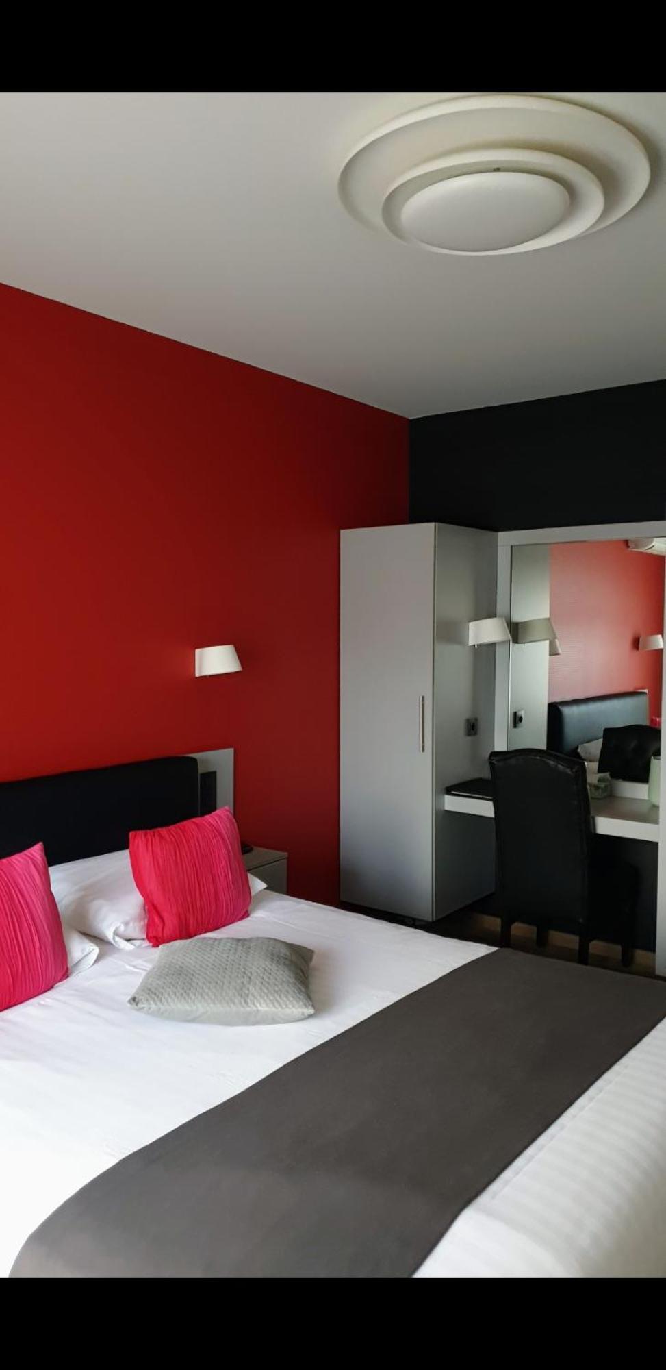 Belrom Hotel Sint-Truiden Esterno foto