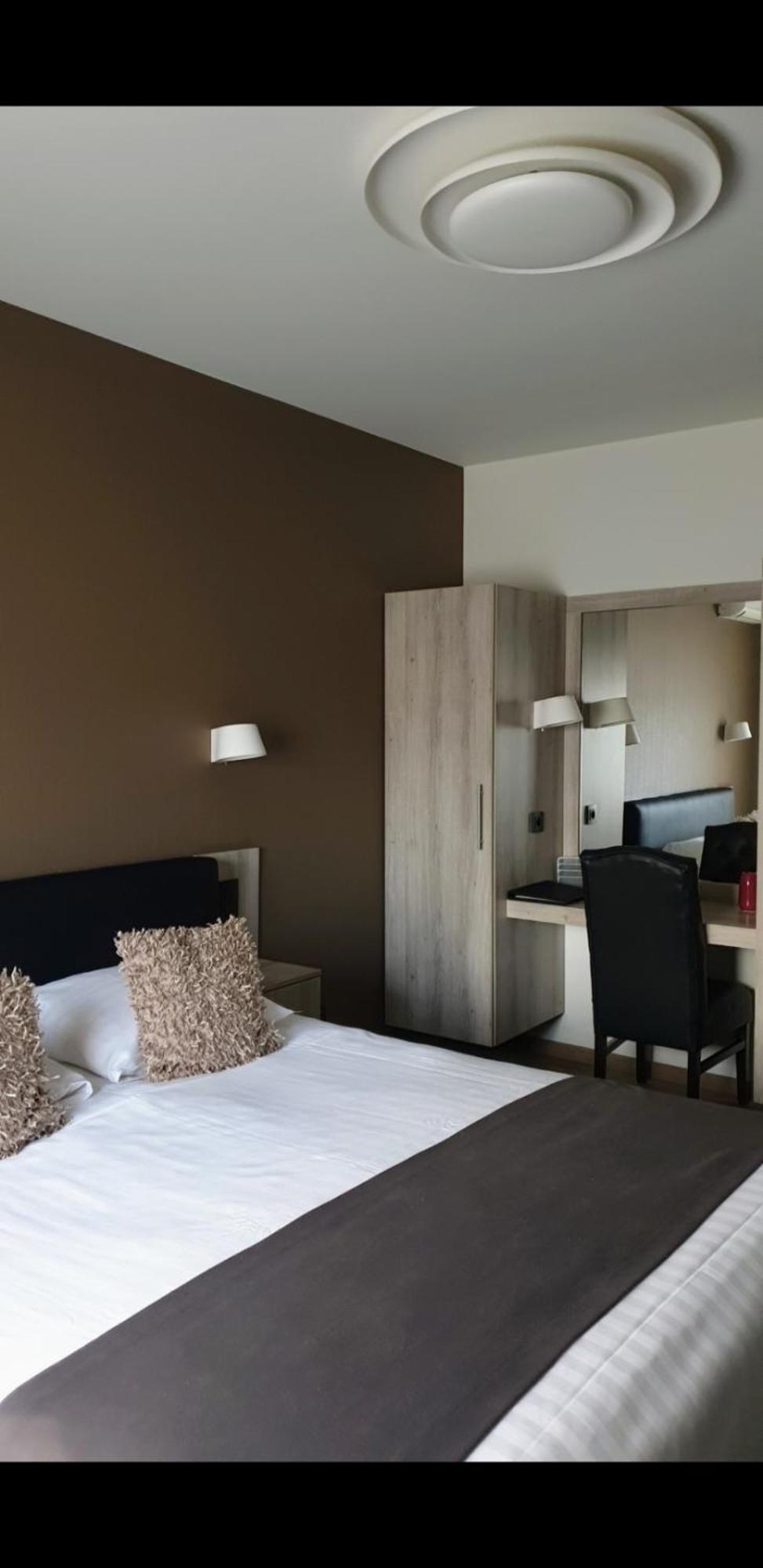 Belrom Hotel Sint-Truiden Esterno foto