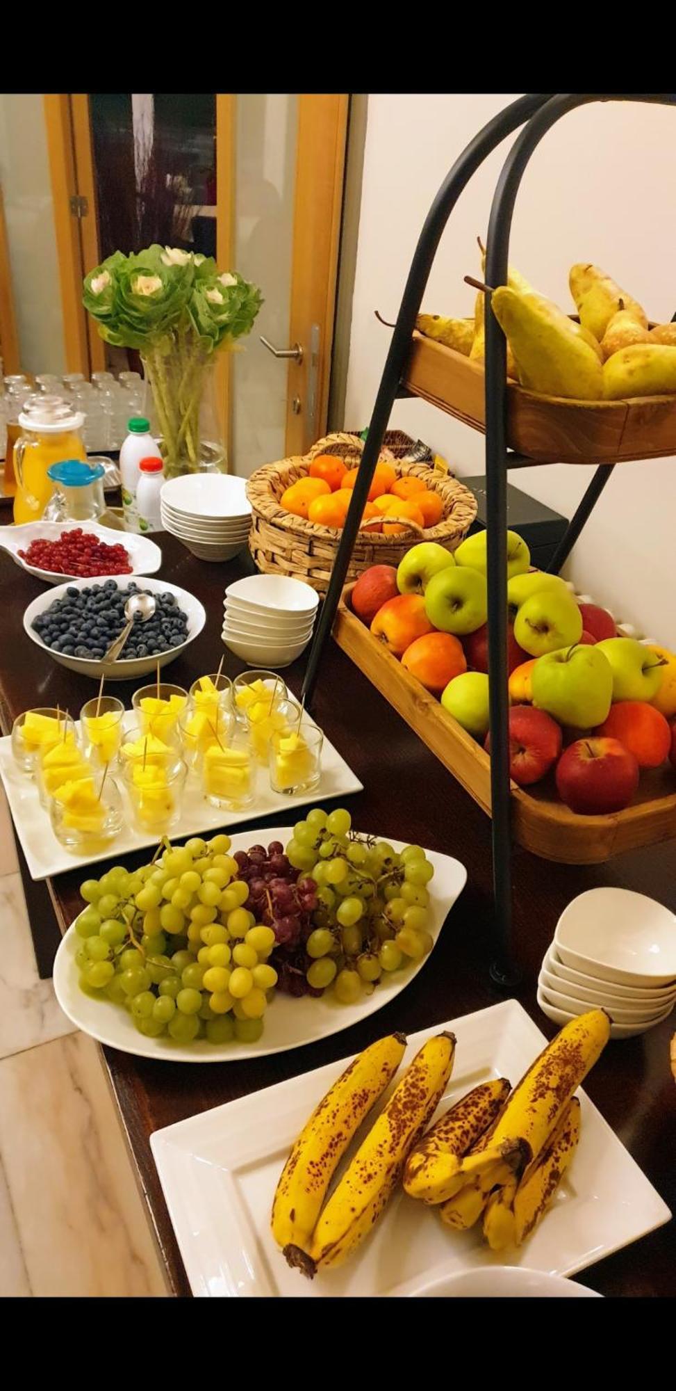 Belrom Hotel Sint-Truiden Esterno foto