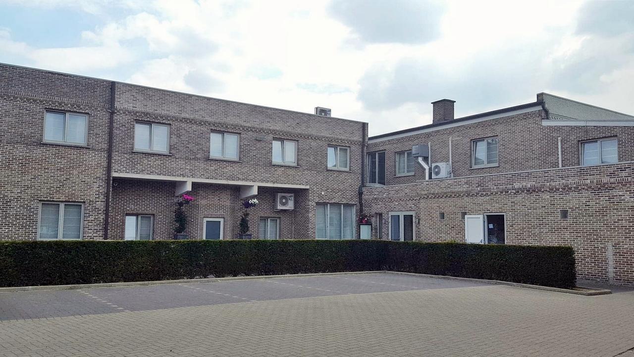Belrom Hotel Sint-Truiden Esterno foto