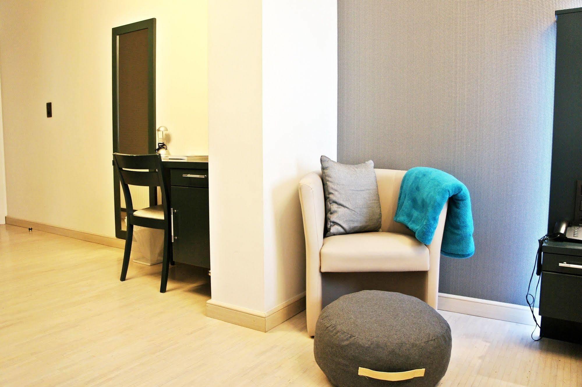 Belrom Hotel Sint-Truiden Esterno foto