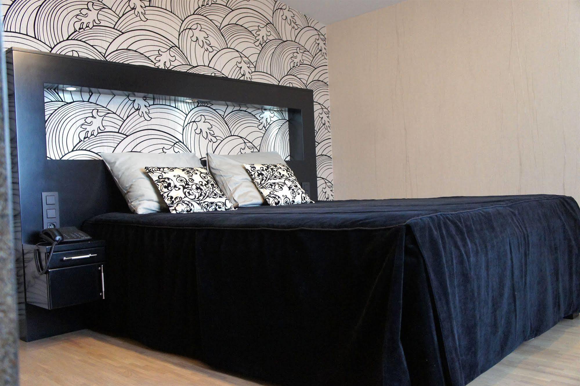 Belrom Hotel Sint-Truiden Esterno foto