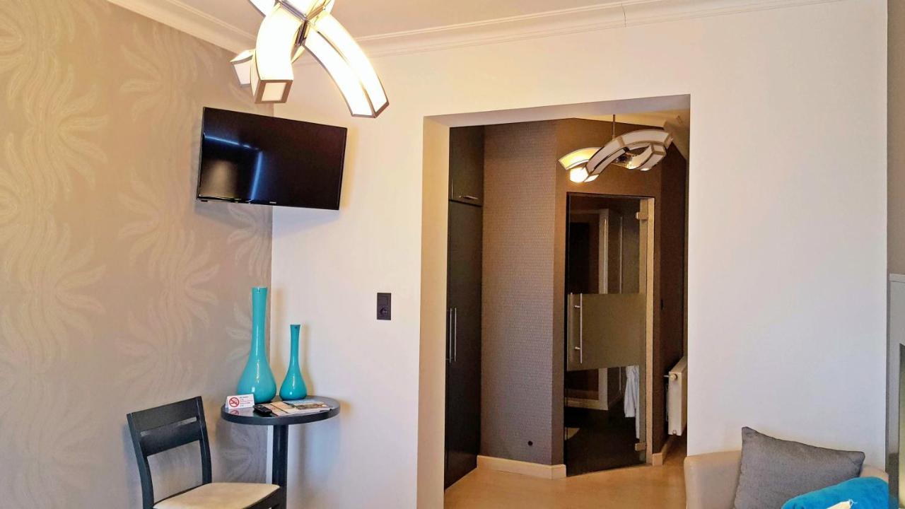 Belrom Hotel Sint-Truiden Esterno foto